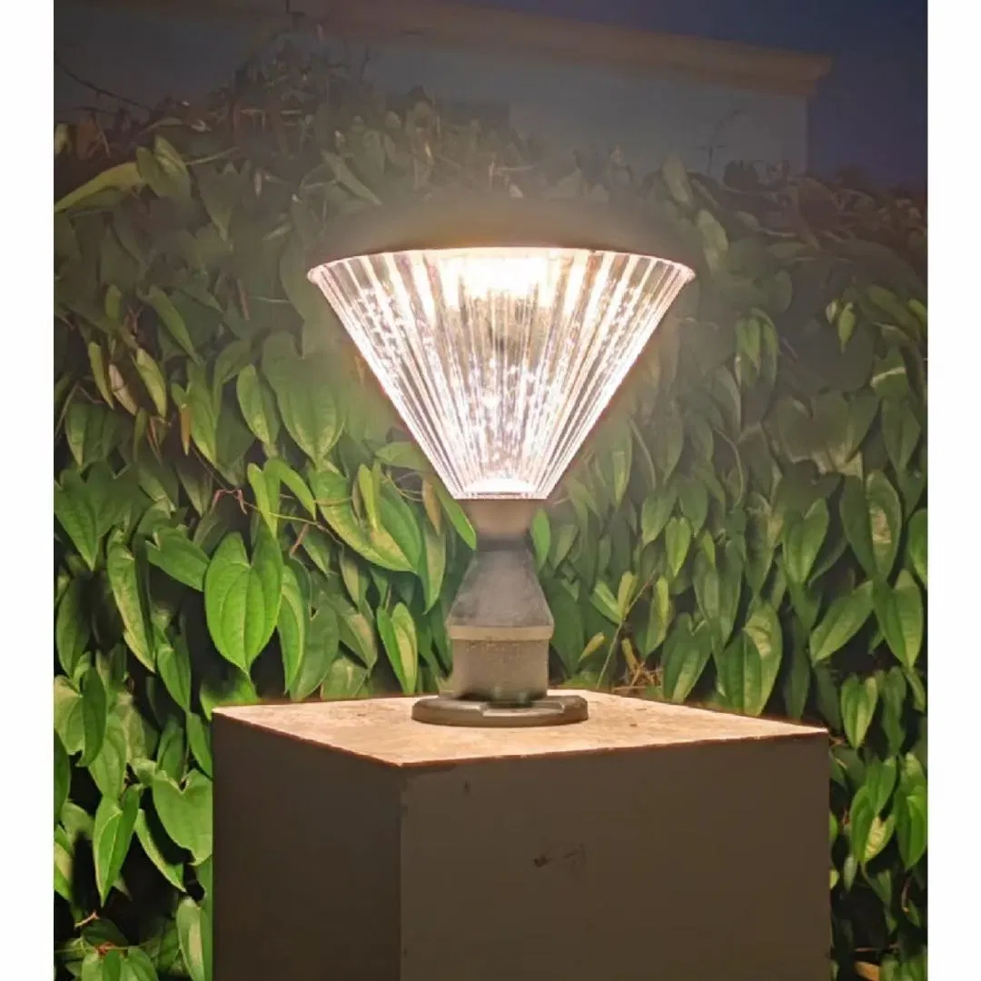 Manufacturer Waterproof DC LED Gate Outdoor Landscape Fence Solar Garden Pillar Light