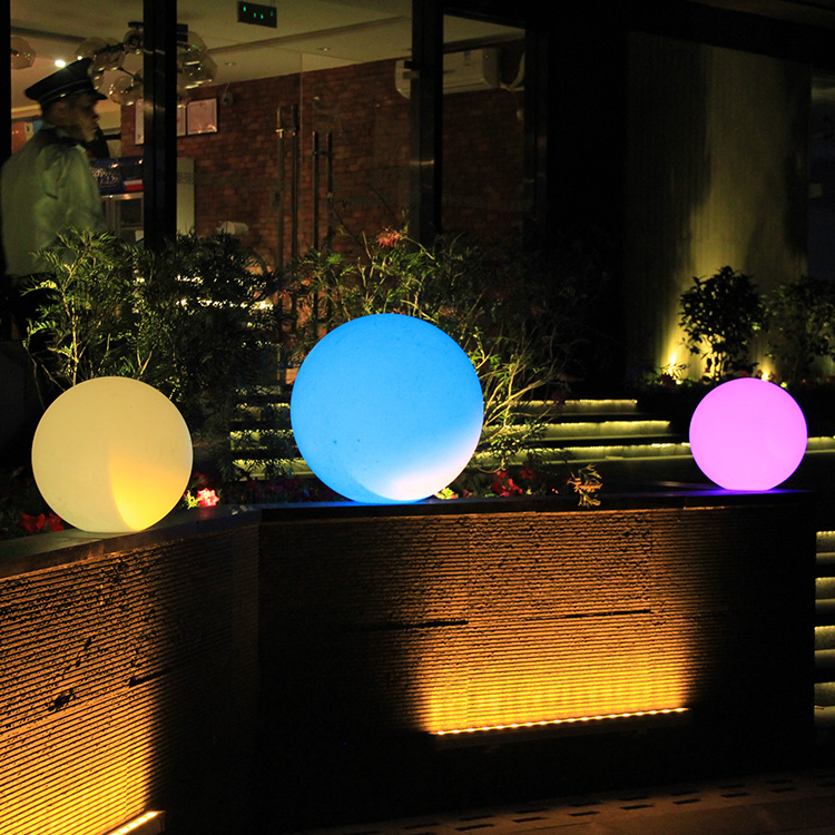 Color Change RGB Garden Sphere Lights IP65 Waterproof Solar LED Ball Light Outdoor Street Magic Ball Floating Pool LED Light