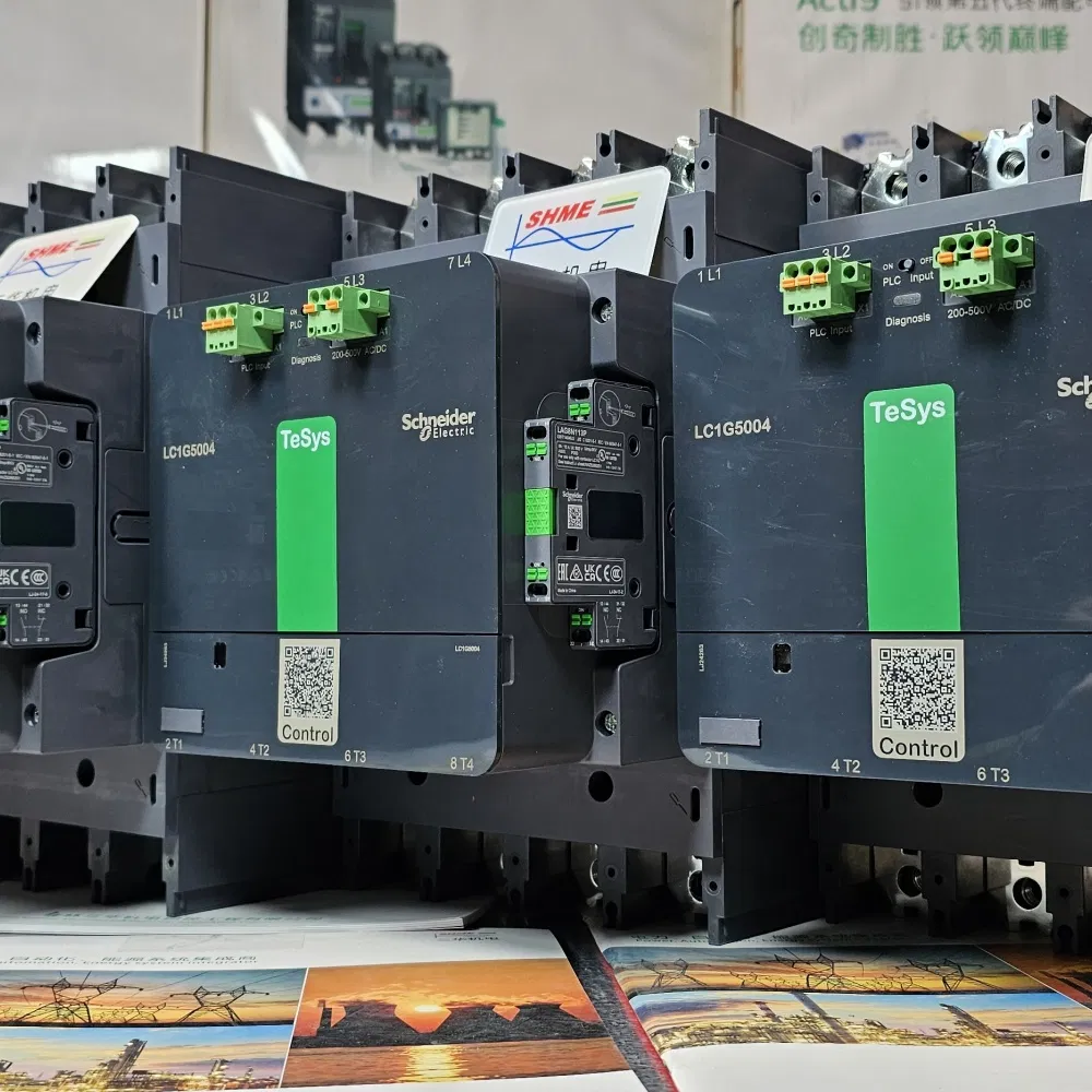 Schneider / Harmony Emergency Stop / Xb2BS542c / Xb2BS542c