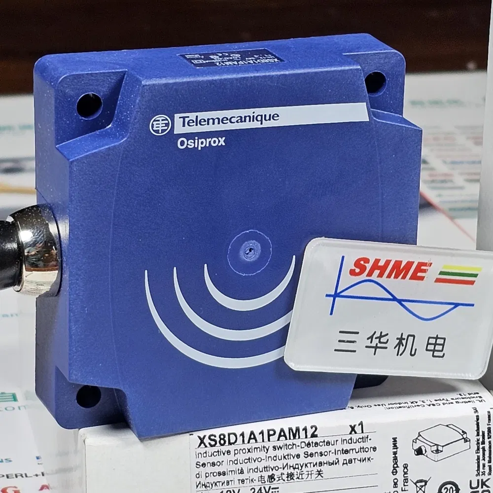 Schneider / Harmony Emergency Stop / Xb2BS542c / Xb2BS542c