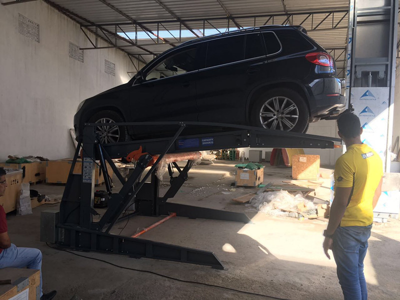 Two Post Tilting Car Parking Lift Garage Parking Stop