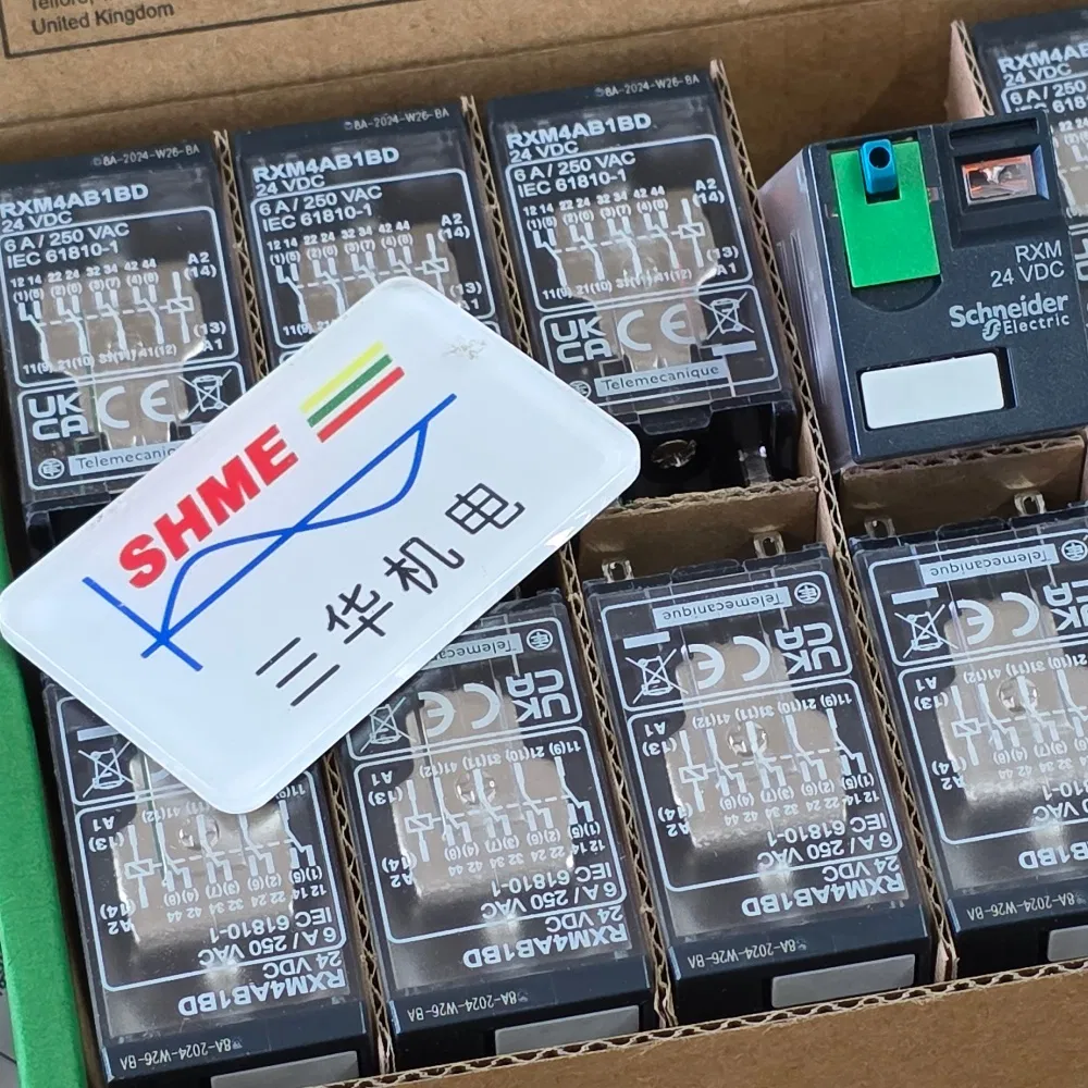 Schneider / Harmony Emergency Stop / Xb2BS542c / Xb2BS542c