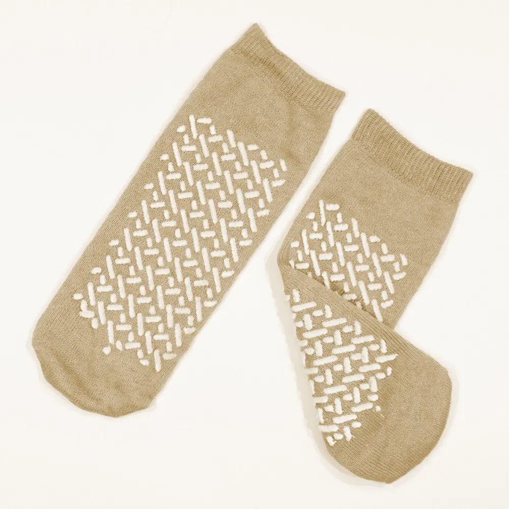 Custom Logo XS-XXXL Hospital Slipper Socks Grip Socks for Medical