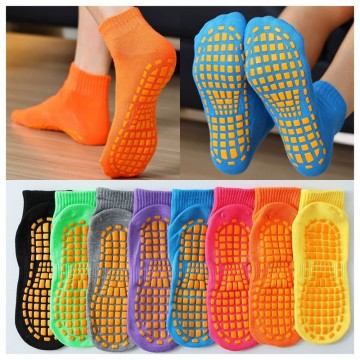 OEM Water Sports Socks Grip Breathable Mesh Aqua Socks for Water Park
