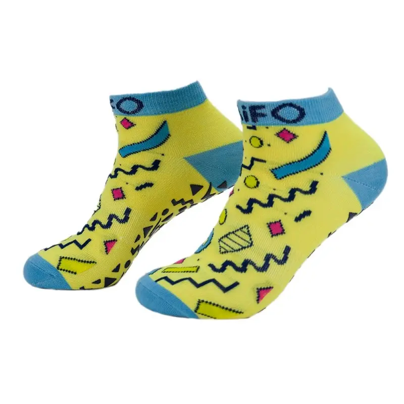 Custom Jump Sports Trampoline Socks High Quality Fashion Grip Socks for Trampoline Parks