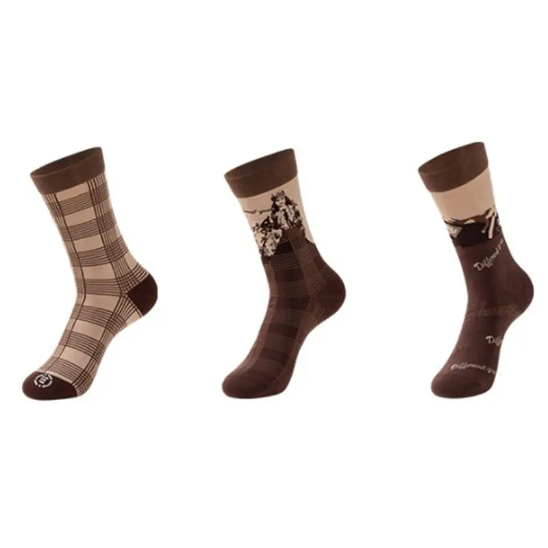 Wholesale High Quality Design Logo 360 Digital Printing Vintage Crew Socks Manufacturers, Suppliers