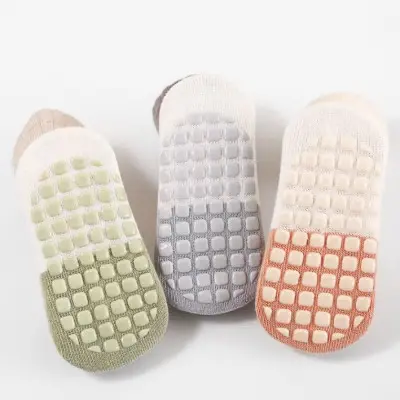 Wholesale Colorful Kids Socks Indoor Floor Anti Slip Socks for Babies from Factory