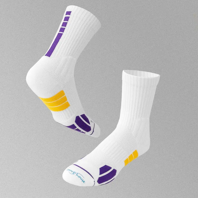 Custom Factory Wholesale Men's Basketball Socks Long Sport Socks Breathable Cotton Terry Socks for Basketball Play Manufacturers, Factory