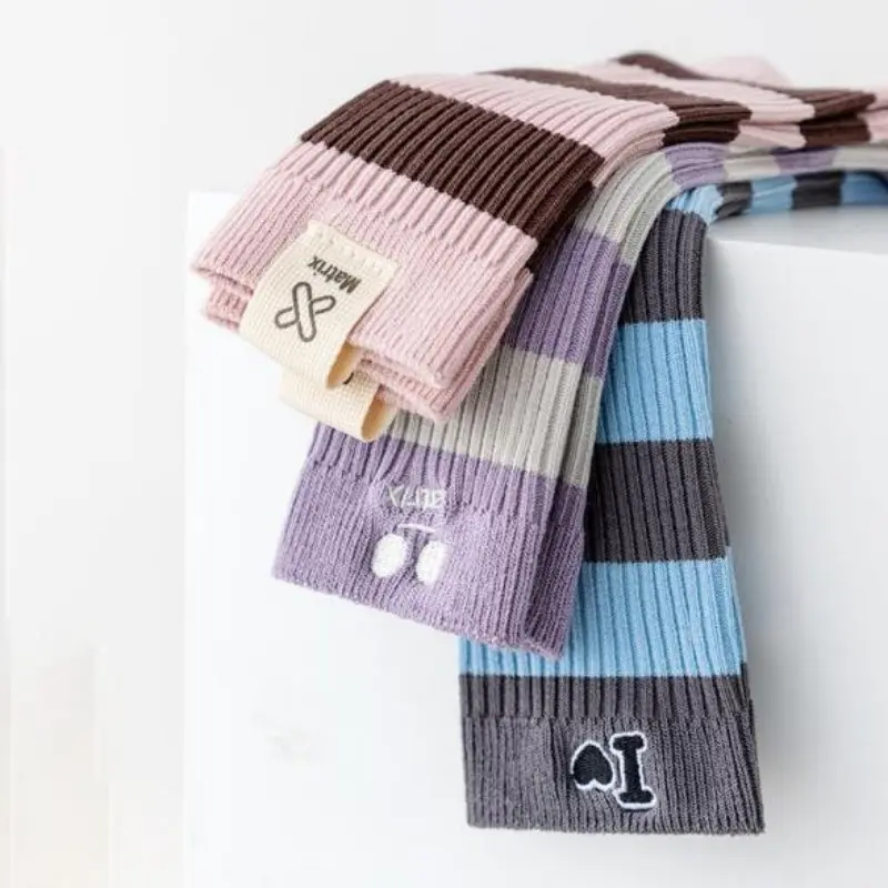 Wholesale New Design Custom Warm Colorful Striped Crew Socks for Women