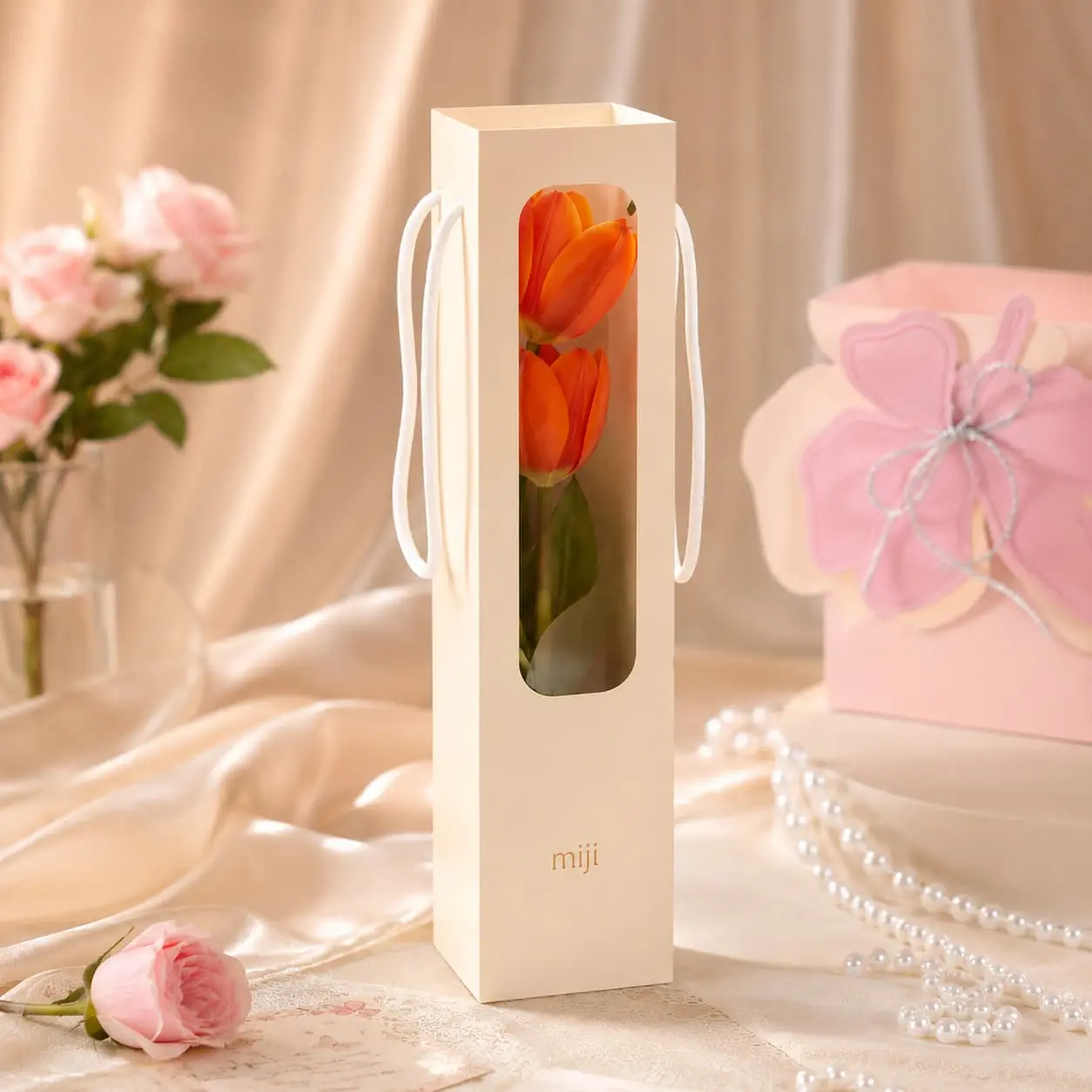 China Custom Single Flower Window Paper Gift Bags | Floral Gift Packaging Manufacturers, Factories