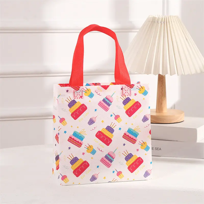 China Birthday Gift Bags Non-Woven Fabric Tote Bags Wholesale Manufacturers, Supplier