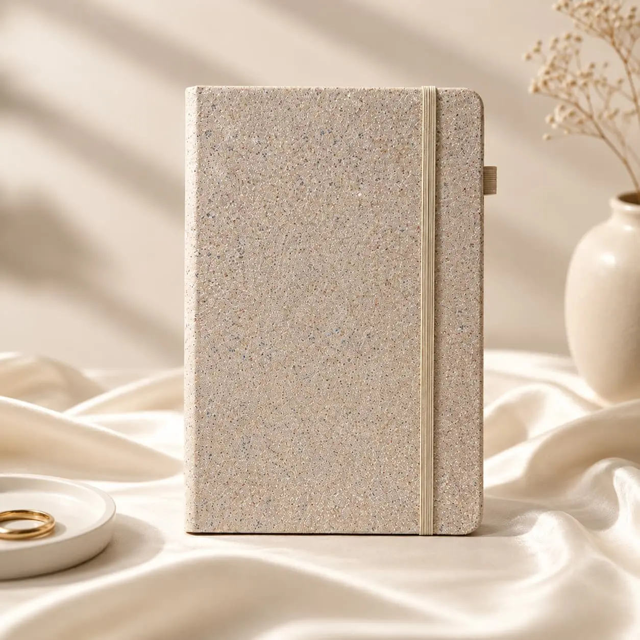 China Custom A5 Glitter PU Hardcover Notebook with Elastic Band | 192 Pages Factories, Factory