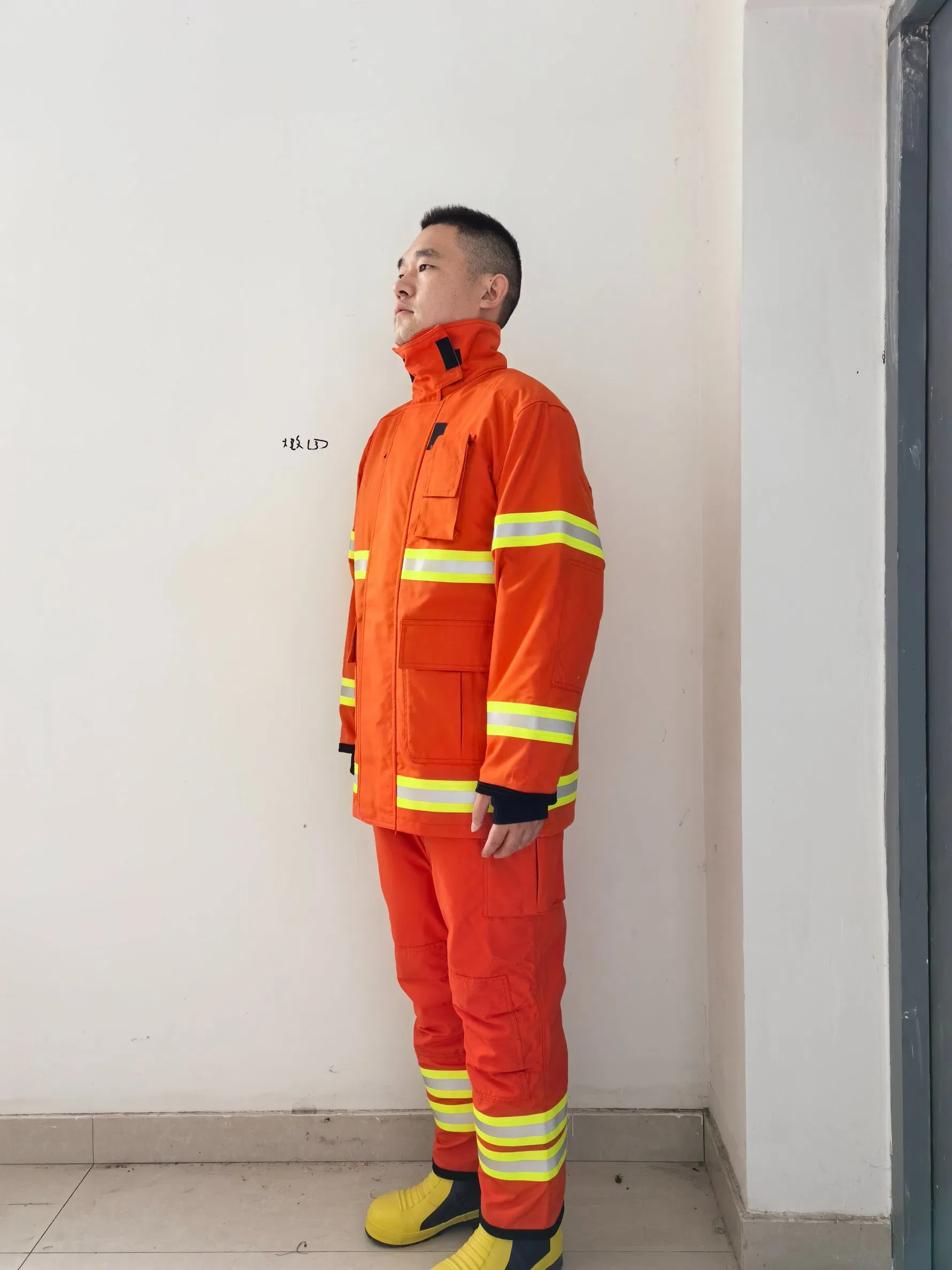 Ropa resistente al calor para bomberos de respuesta a emergencias