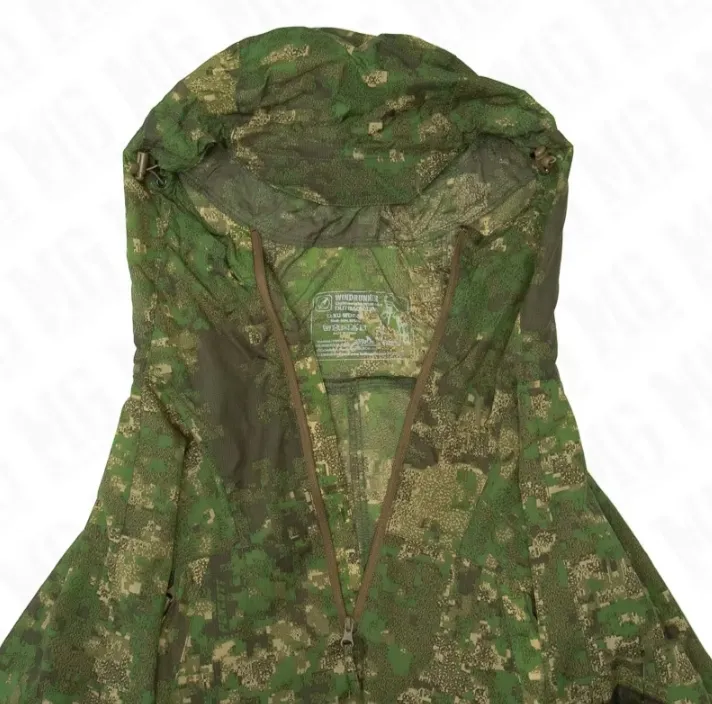 Ropa táctica camuflada con capucha protectora solar para entrenamiento al aire libre al por mayor