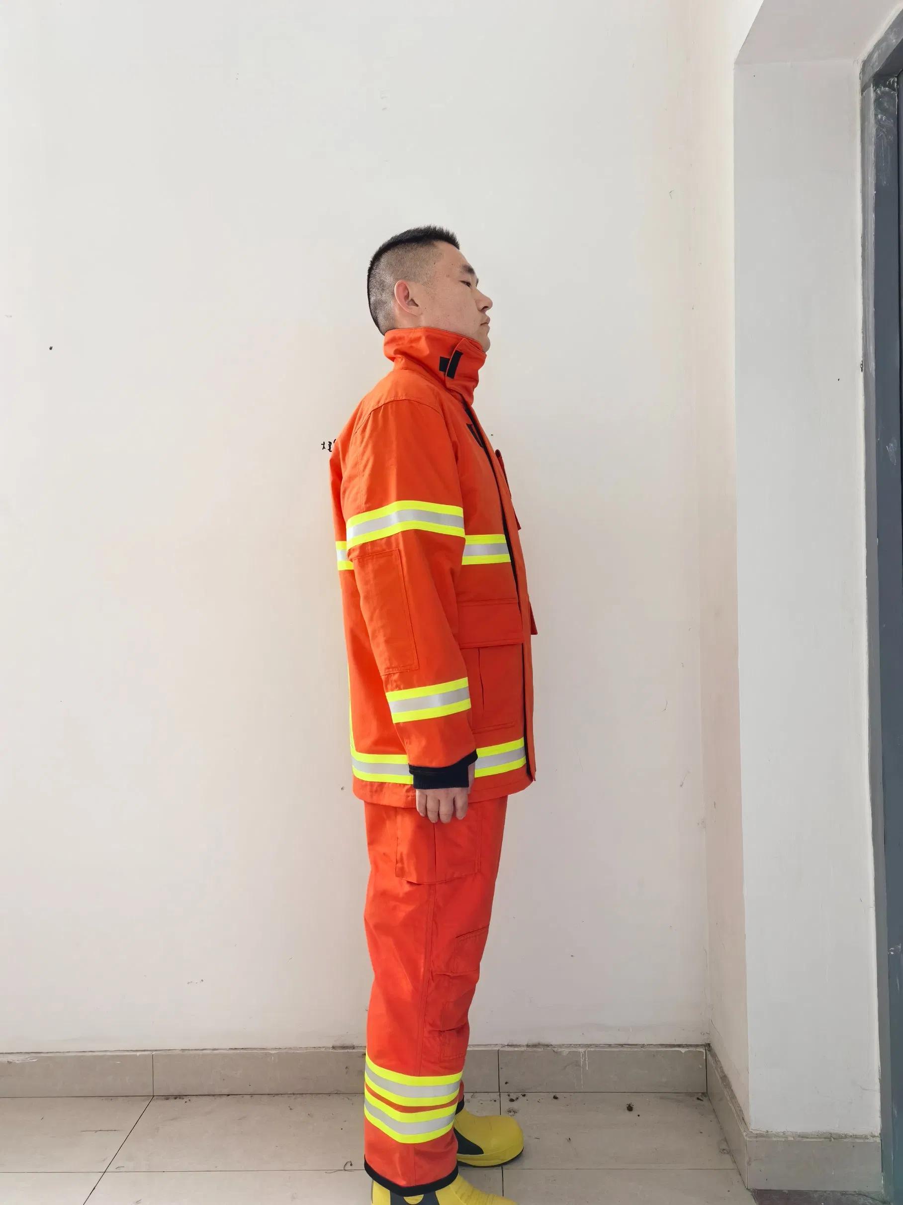 Ropa resistente al calor para bomberos de respuesta a emergencias