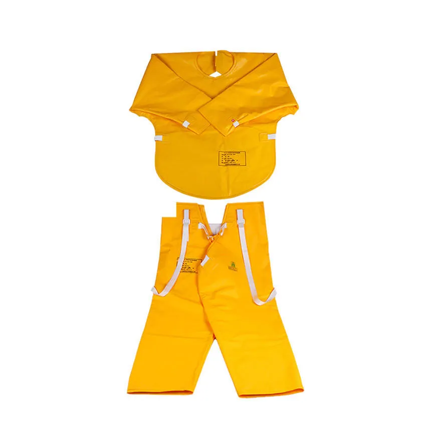 Ropa de Trabajo Aislada 4