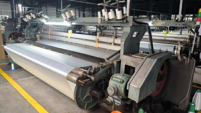 Corte y confección automatizado de uniformes 5
