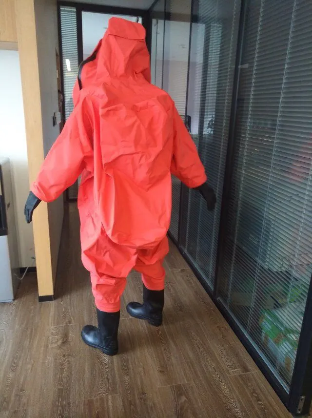 Ropa protectora totalmente cerrada, a prueba de gas y resistente a productos químicos de alta resistencia