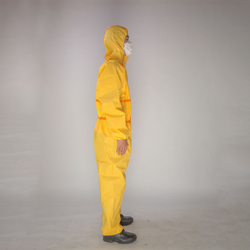Cubierta protectora desechable impermeable ropa de aislamiento con ropa médica de alta calidad
