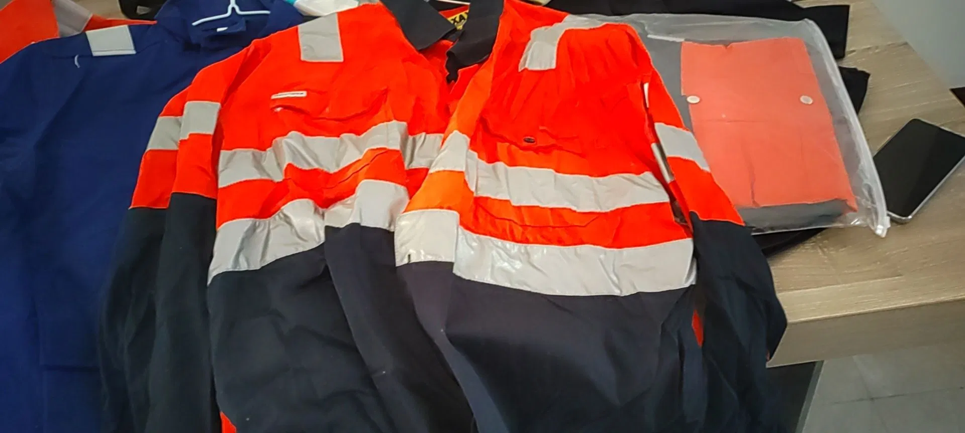 100% Mono ignífugo de algodón ropa al por mayor