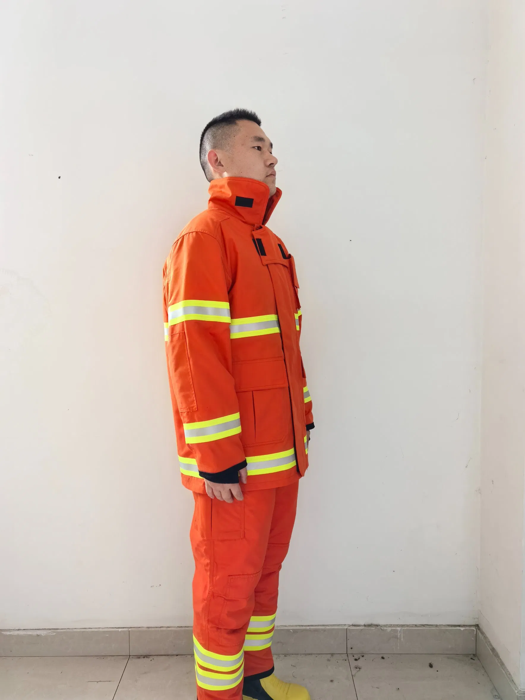 Ropa resistente al calor para bomberos de respuesta a emergencias