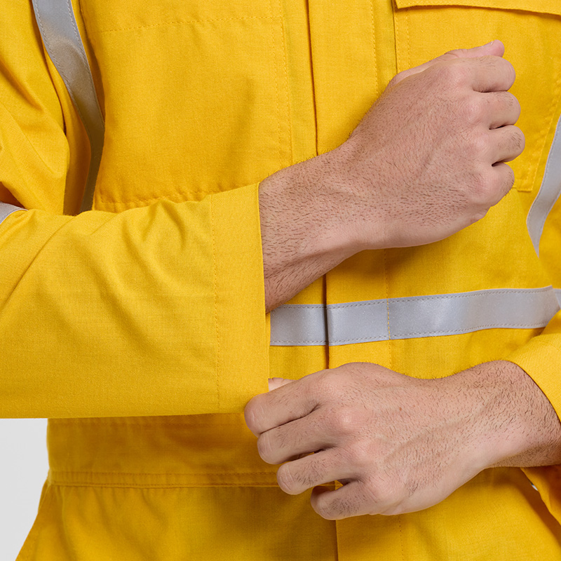 Proveedor de China Seguridad EPP Alta Visibilidad Reflectante Resistente al Fuego Algodón Laboral Múltiples Bolsillos Ropa Ignífuga