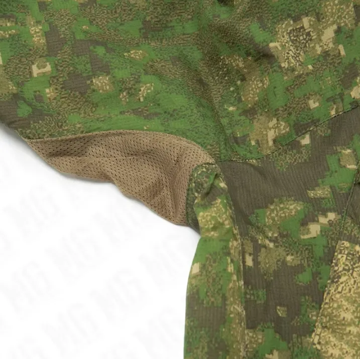 Ropa táctica camuflada con capucha protectora solar para entrenamiento al aire libre al por mayor