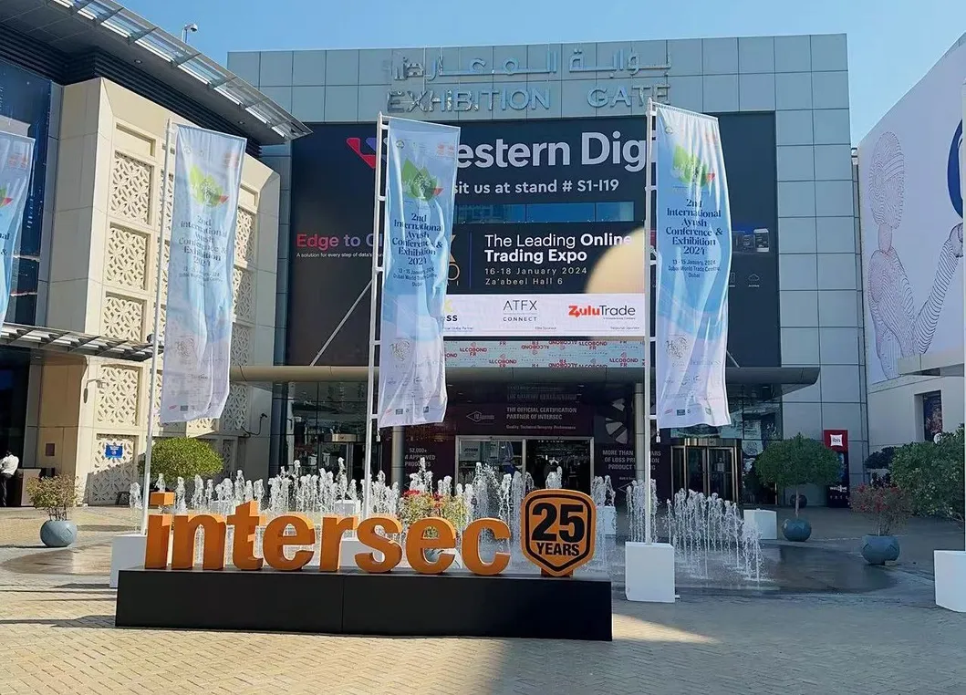 Exhibición industrial y presentación de productos ignífugos