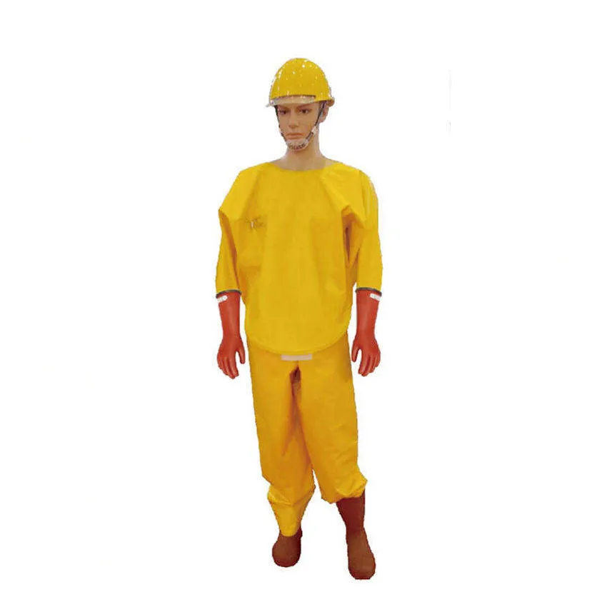 Ropa de Trabajo Aislada 1