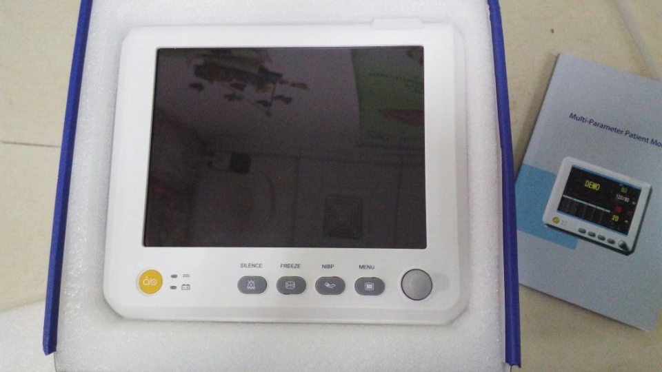 Hospital 6 Parâmetros 8 Preço do Monitor Portátil para Pacientes em Polegadas