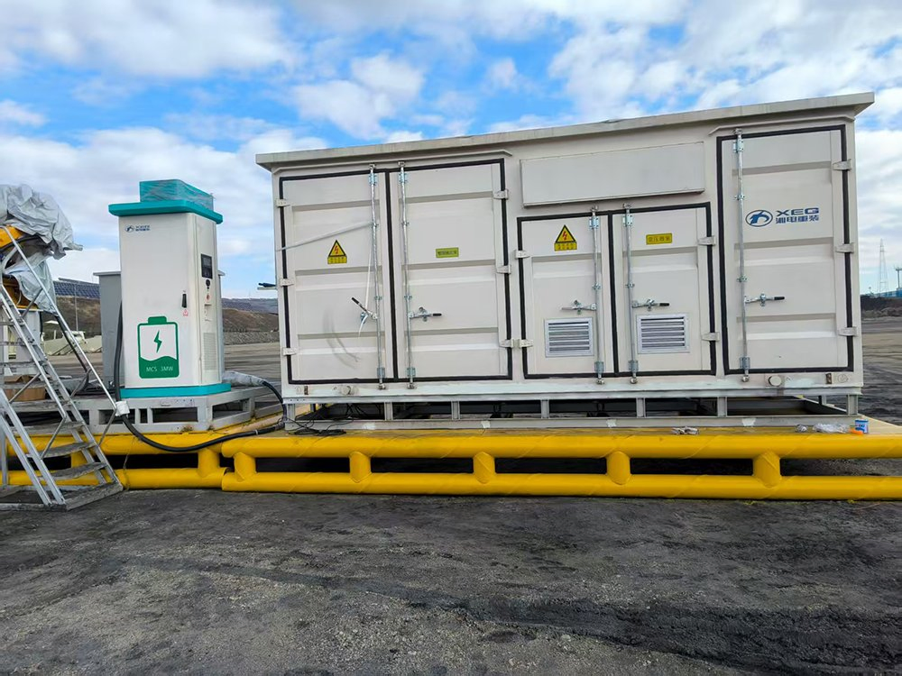 Carregador Ruisu Megawatt Saída de Uma Arma 3MW Estação de Carregamento de EV para 220t Caminhão de Mineração