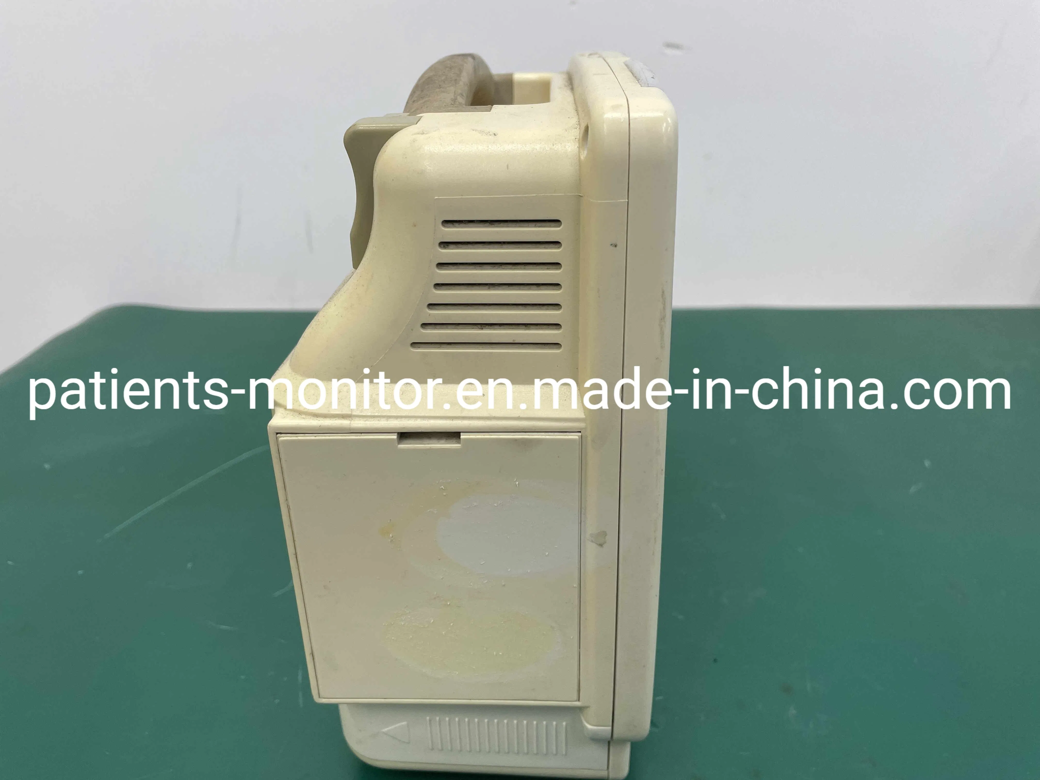 C60 Monitor Neonatal Multiparamétrico Usado em Boa Condição