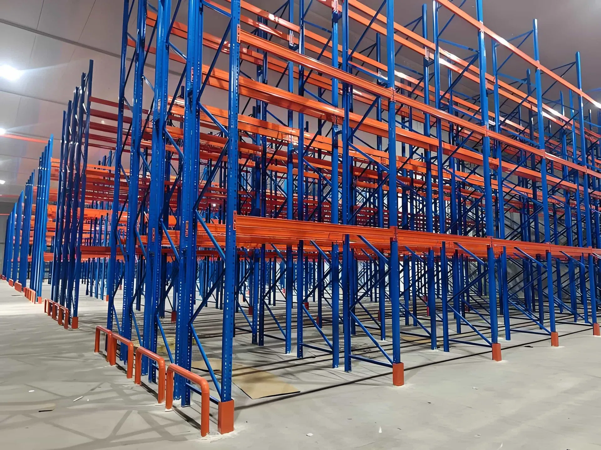 Robust Double Deep Steel Pallet Warehouse Storage Racking for Warehouse Organization and Efficiency