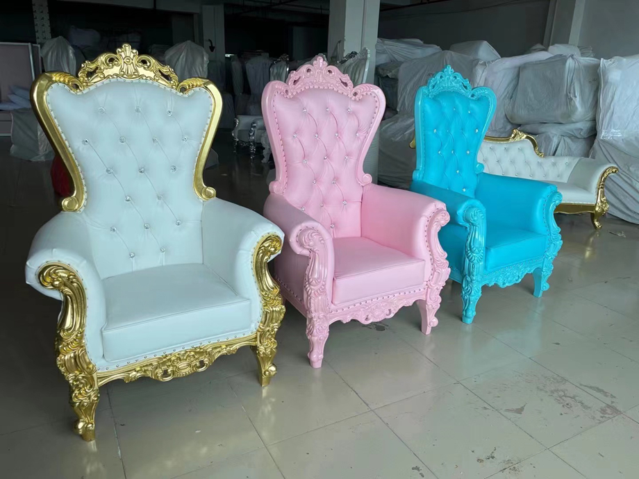 Kids Durable Solid Oak Wood Throne Chair White and Gold Modern Design Commercial Use for Weddings Hotels Living Rooms