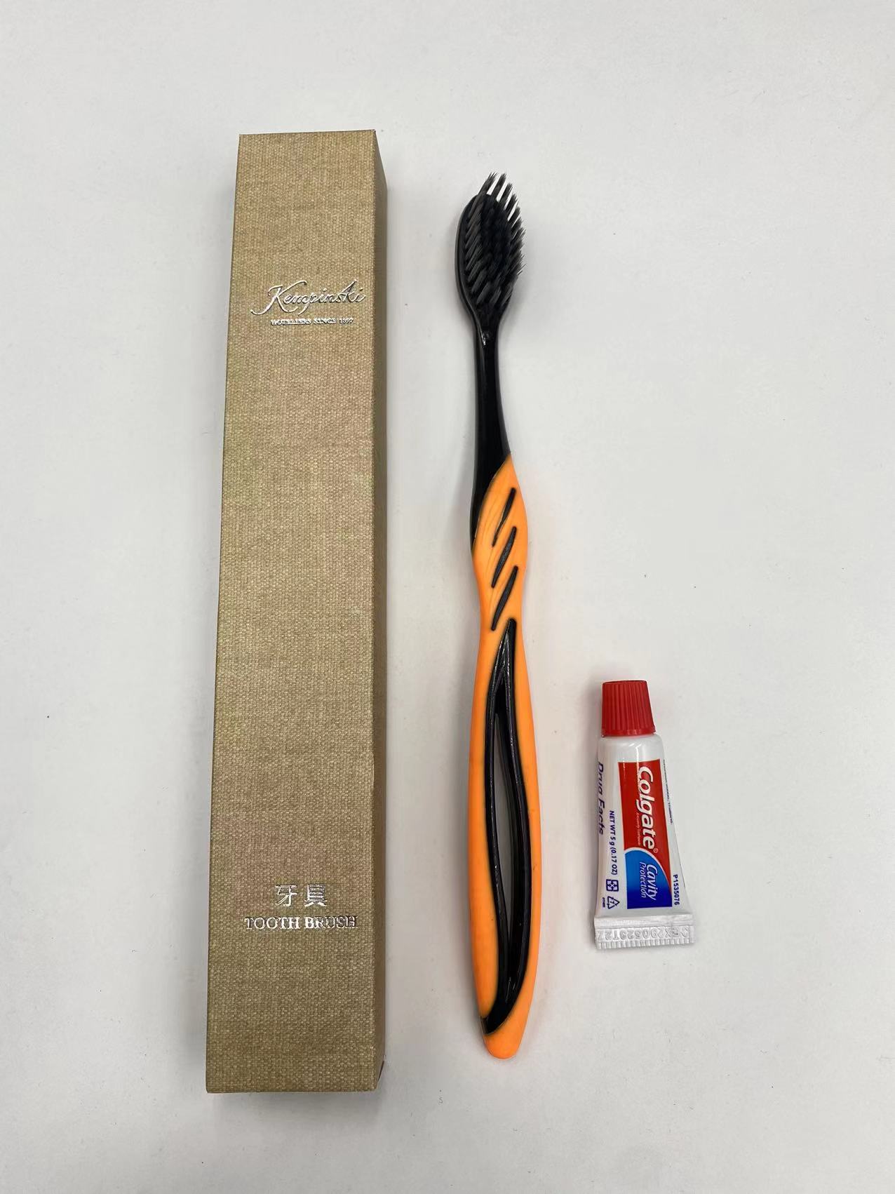 Wholesale Hotel Toiletry Kit Custom Logo Packaging Amenity For Hotel Amenities Set Luxury Bathroom Toiletries Hotel Supplies Den