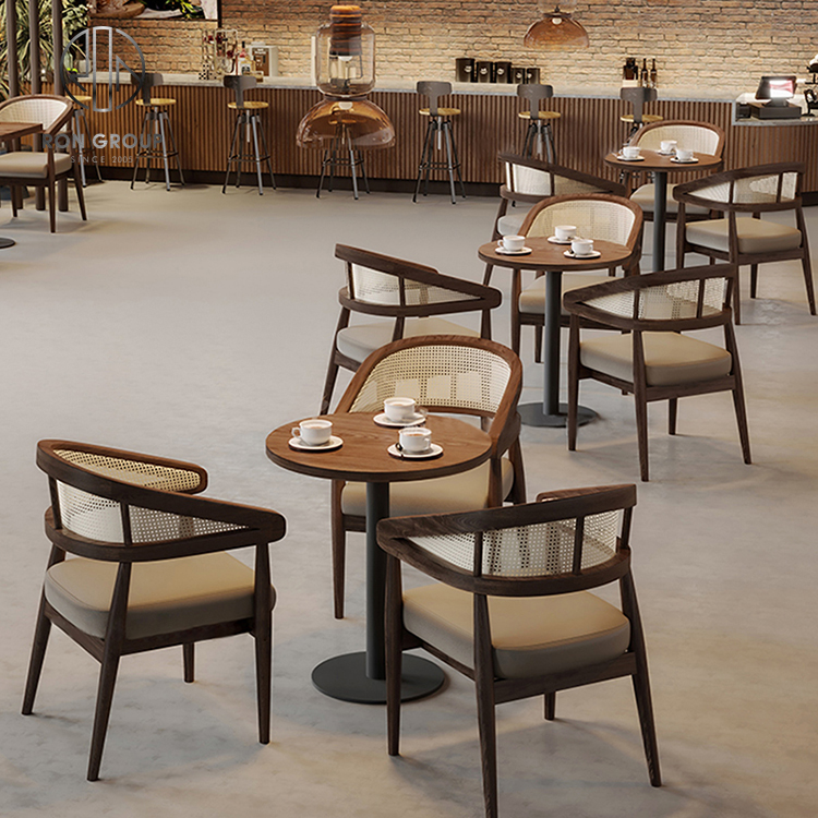 Modern Luxury Solid Wood Dining Furniture with Rattan Backrest Lounge Chair for Restaurant Hotel Coffee Shop or Cafe