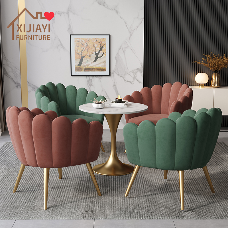 Xijiayi Velvet Accent Chair with Gold Legs for Luxury Villa Lobby Decoration