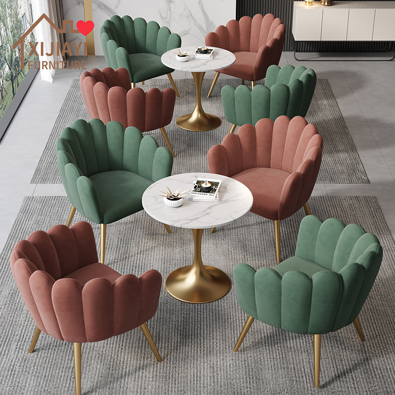 Xijiayi Velvet Accent Chair with Gold Legs for Luxury Villa Lobby Decoration
