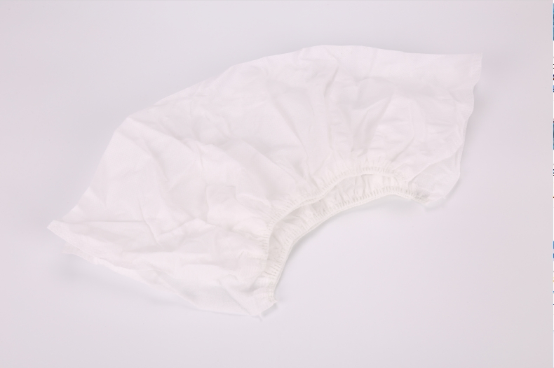 غطاء حذاء disposable غير قابل للانزلاق من مادة البولي بروبيلين غير المنسوجة باللون الأبيض للغرف الطبية