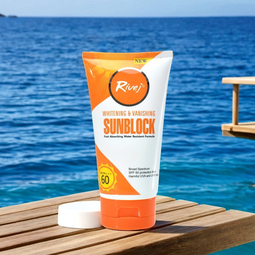 Ultra Protective Anti-Aging Sunscreen Cream with SPF60 for Brightening