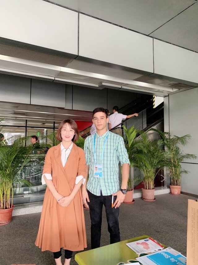 Customer photo 51