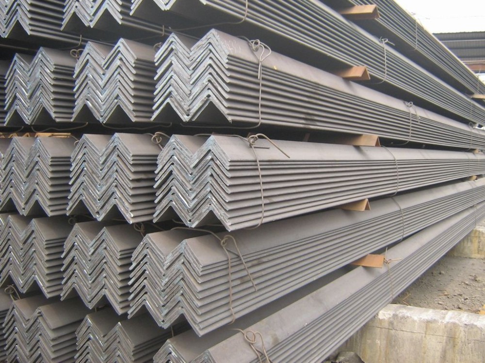 China Factory direct supply high quality Hot rolled carbon steel Steel Equal Angle section for Frame construction Manufacturer, Suppliers