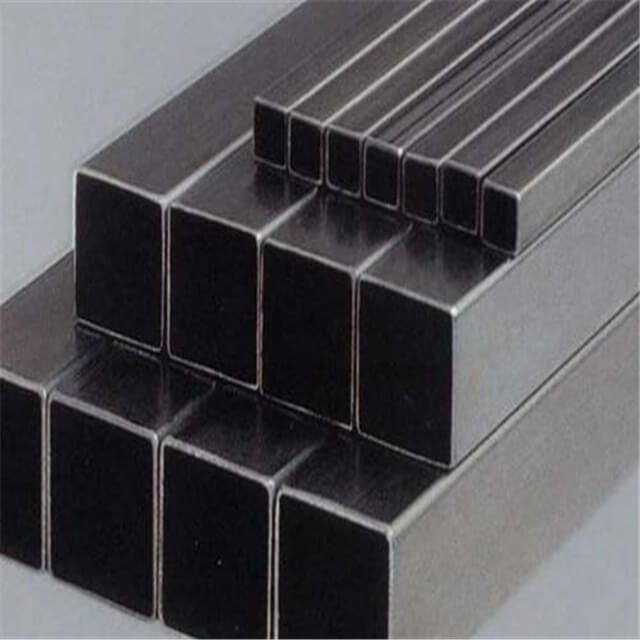 Black Rectangular Tube Display 1