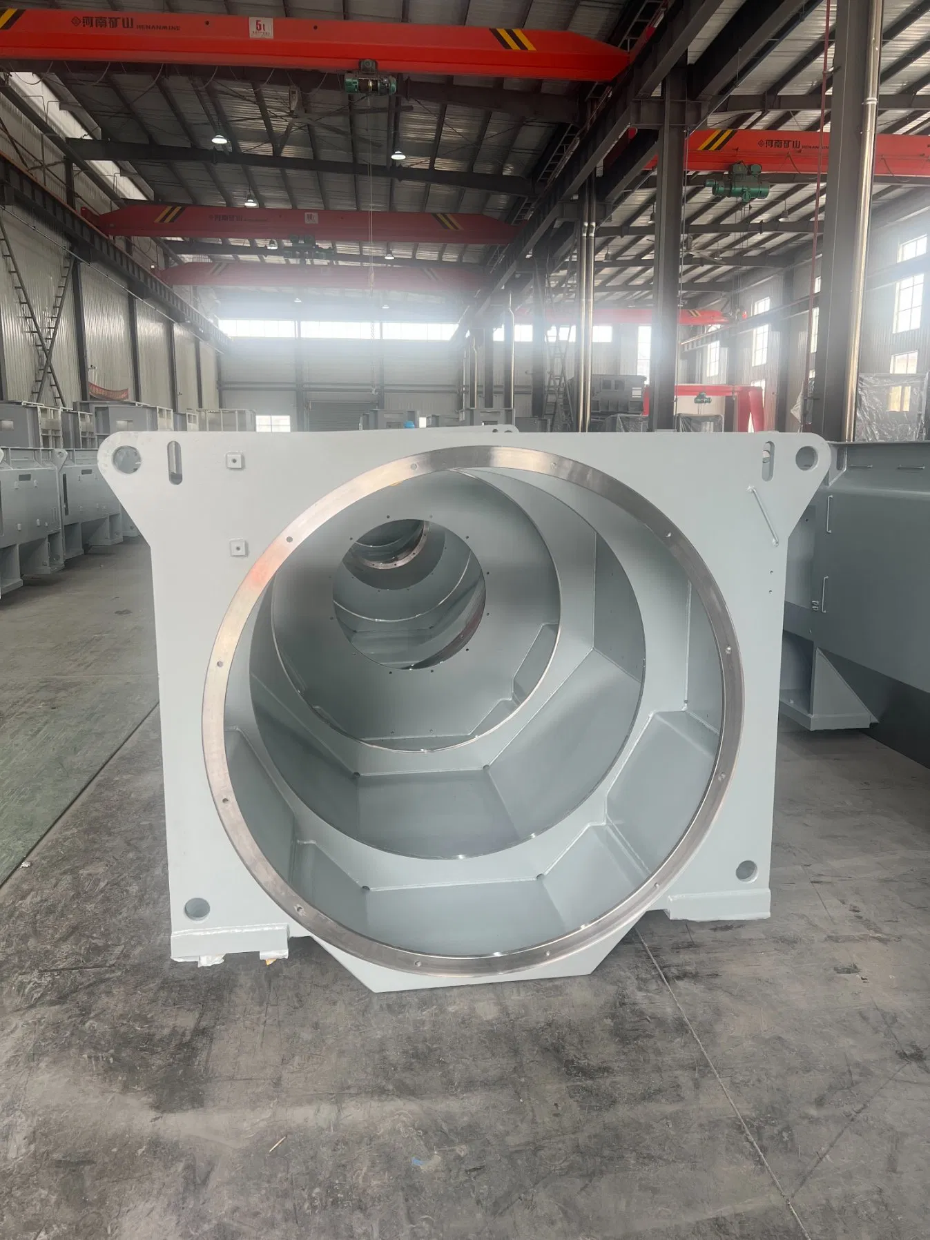 Fabricación de piezas de fundición de hierro para carcasas de motores industriales