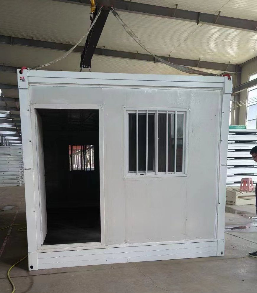 Casa Modular Tipo Z Moderna para una Vida Simplificada