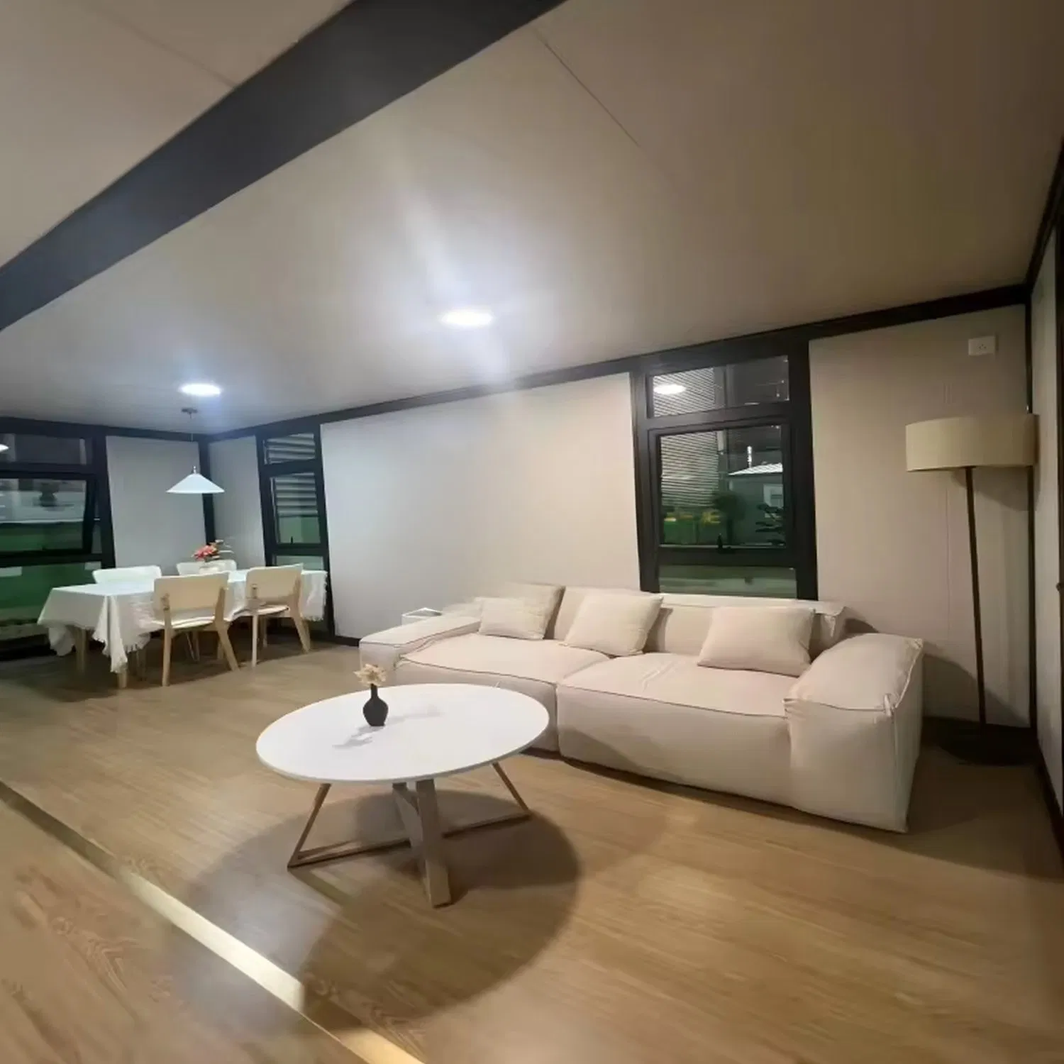Casa Modular Focovir: Vida Modular Contemporánea Desde China