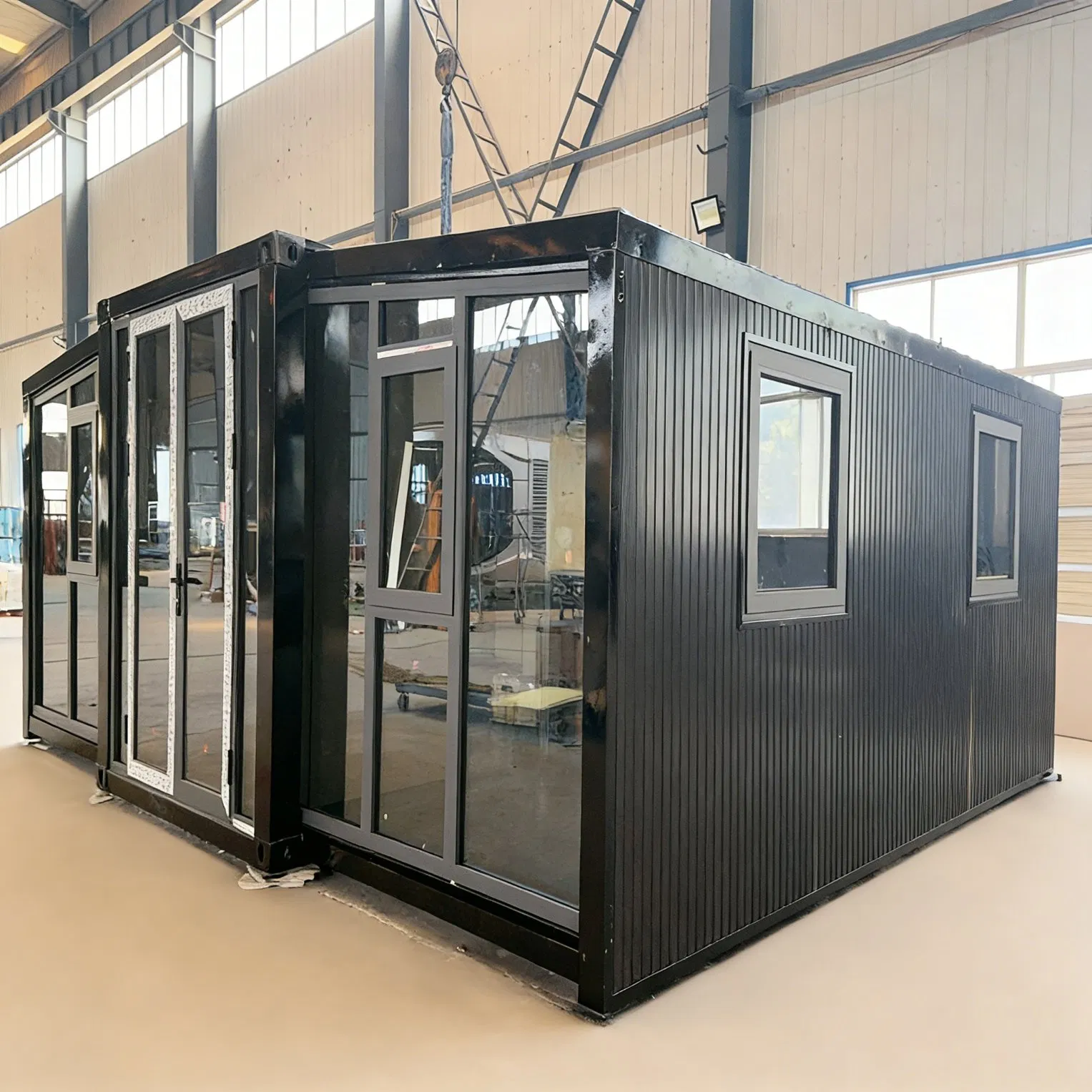 Casa Contenedor Modular Expandible de Lujo Compacto 20FT para Nómadas Modernos
