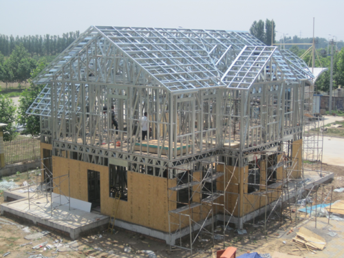 Vivienda Prefabricada Sostenible con Soluciones de Vida Modular Innovadoras