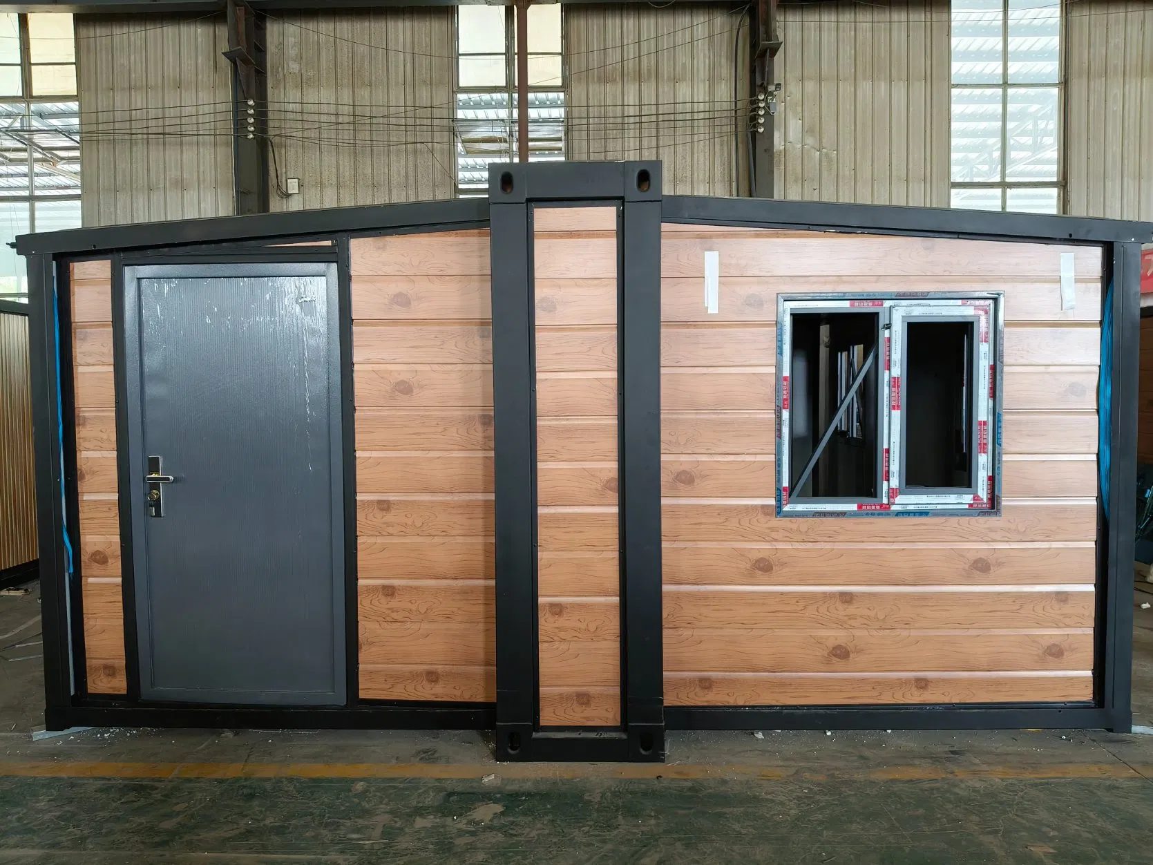 700 Casa Modular Expandible de Cápsula Amplia para la Vida Familiar