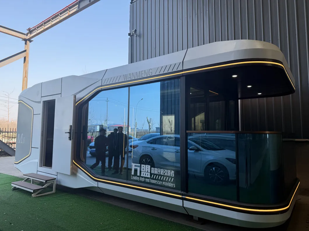 Casa Prefabricada Sostenible de Energía Solar y Eólica